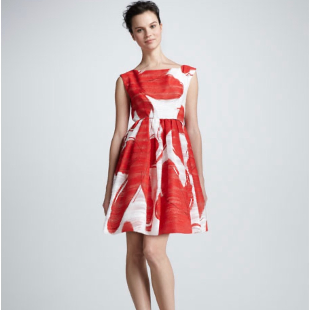 Alice + Olivia
Essie Printed Taffeta Dress
